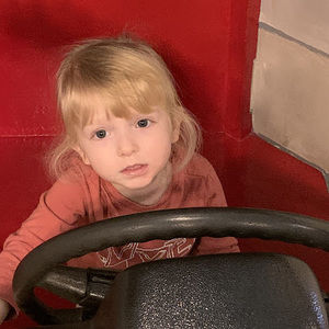 Meet your Posher, Olivia